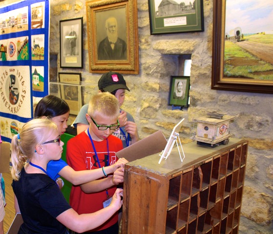 Legler Barn / Lenexa Museum